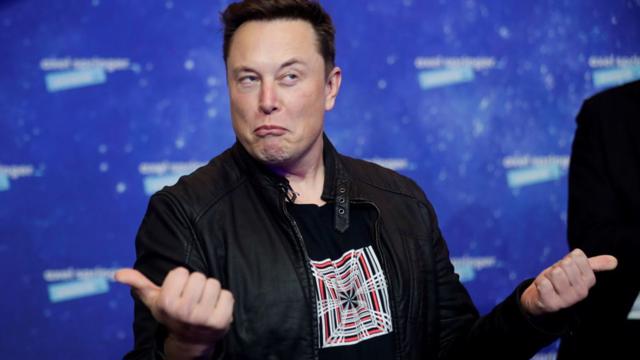 ‘Cú búng tay’ của Musk khiến Twitter rối loạn
