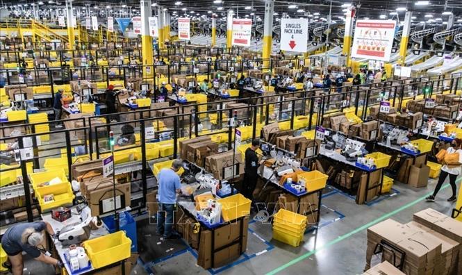 Amazon lại sa thải 9.000 người